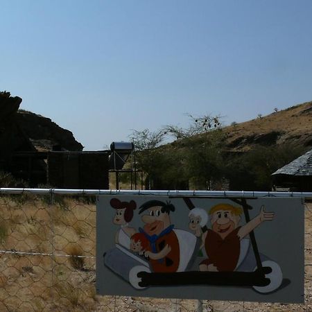 Rooiklip Camp Flintstone Appartement Buitenkant foto