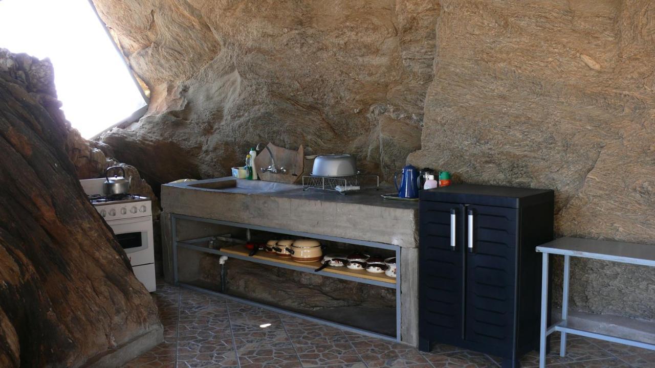 Rooiklip Camp Flintstone Appartement Buitenkant foto